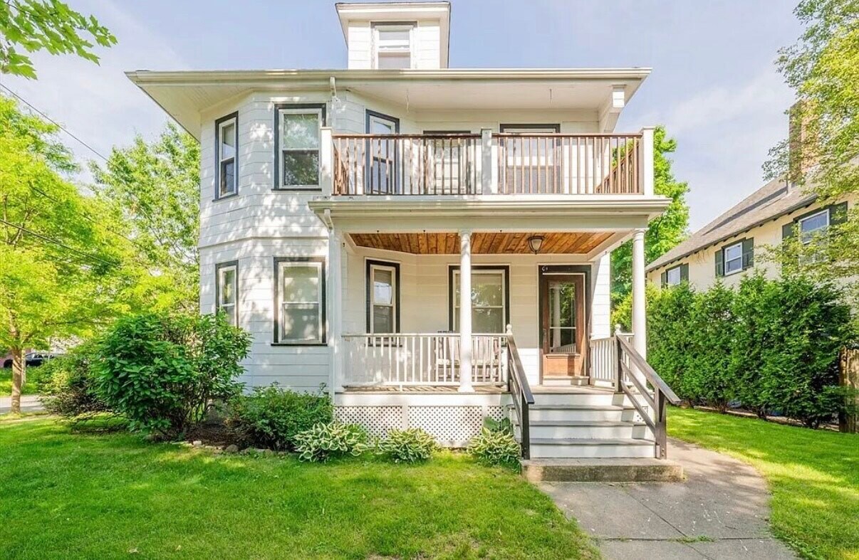 Primary Photo - 61 Pine St