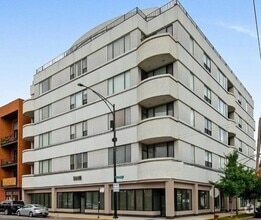 Building Photo - 4810 N Lavergne Ave
