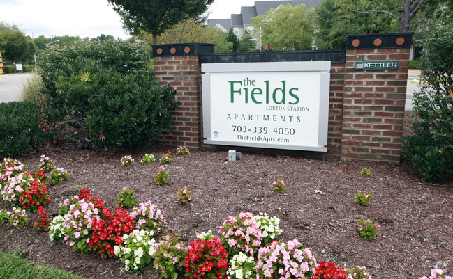 Foto del edificio - The Fields at Lorton Station