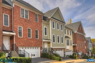 Building Photo - 164 Brookwood Dr