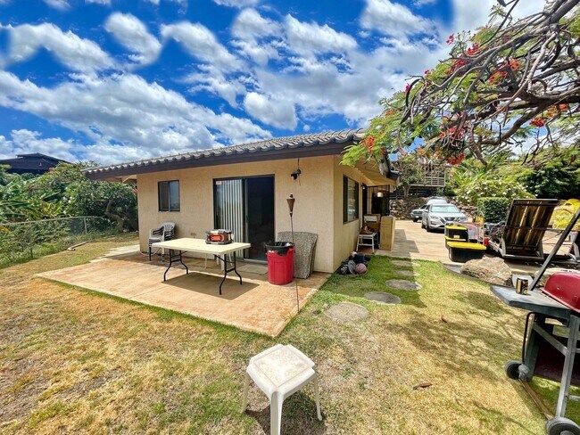 Foto del edificio - Maui Meadows - 2 Bed 1 Bath Unfurnished Co...