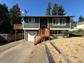 Building Photo - 6995 E Indianwood Ct