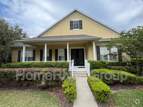 Building Photo - 13233 Lake Live Oak Dr