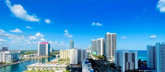 Foto del edificio - 1945 S Ocean Dr