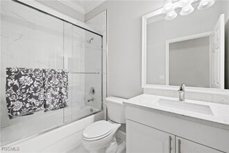 Building Photo - 10392 Autumn Breeze Dr