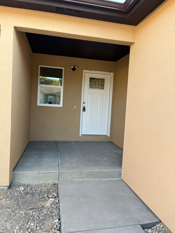 Building Photo - 465 E Laporte Pl