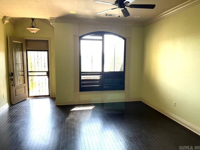 Building Photo - 68 Bentley Cir