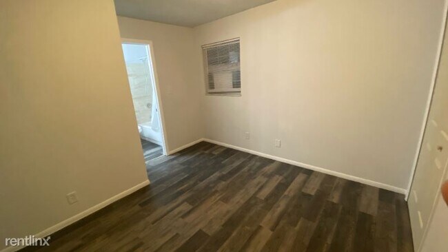 Building Photo - 7417 Daniel Webster Dr
