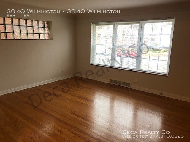 Building Photo - 2 Bedroom Apartment