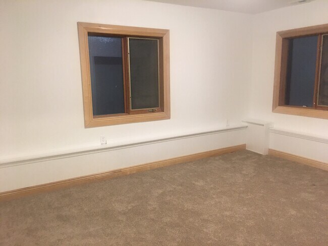 Dormitorio 1 - 23824 SE 28th St