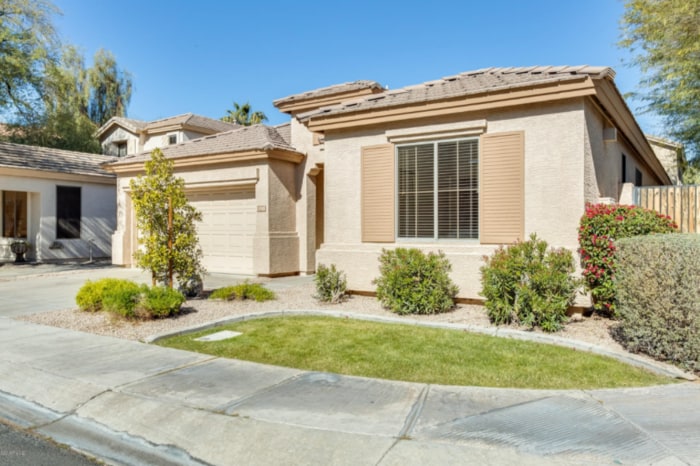 Primary Photo - AVAILABLE EARLY APRIL: Gorgeous 3 Bedroom ...