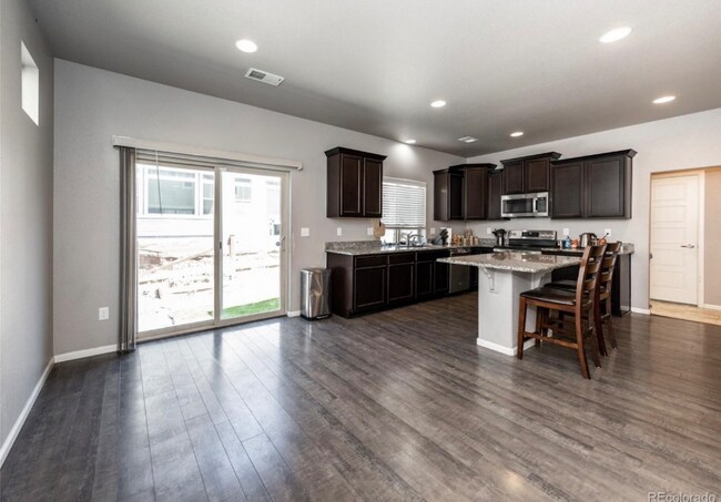 Foto del edificio - 8344 Longleaf Ln