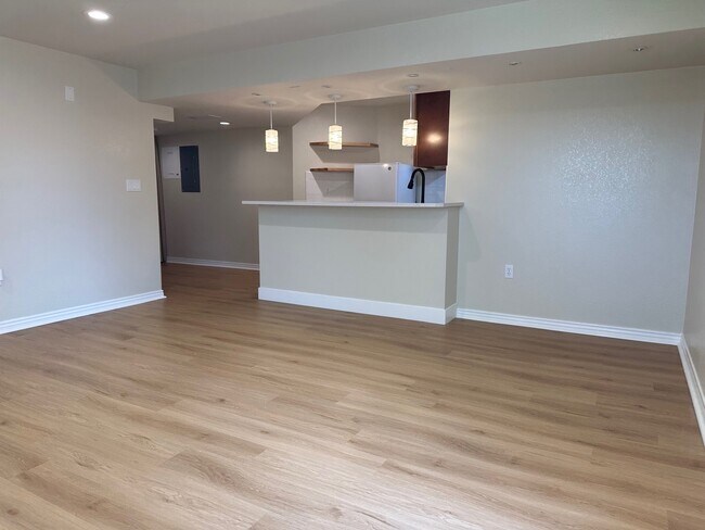 Foto del edificio - 4533 Idledale Dr