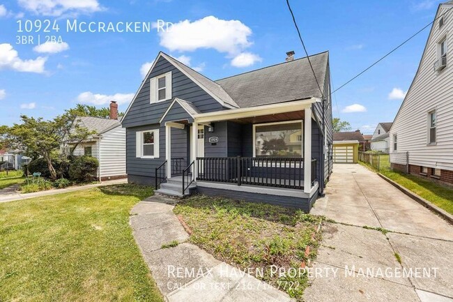 Building Photo - 10924 McCracken, Garfield Heights-  Stunni...