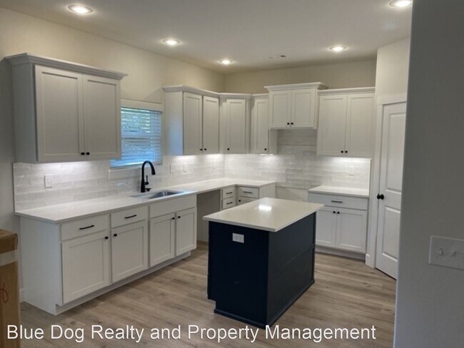 Foto del edificio - 3 br, 2 bath House - 187 Main Street