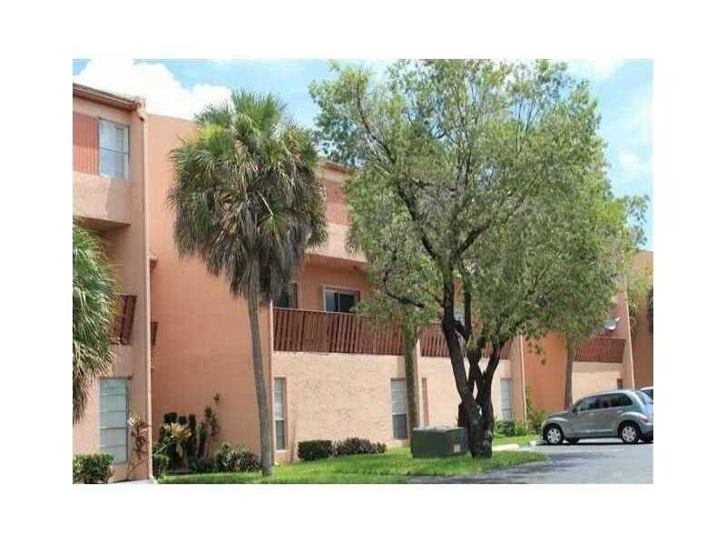Building Photo - 8917 NW 28th Dr