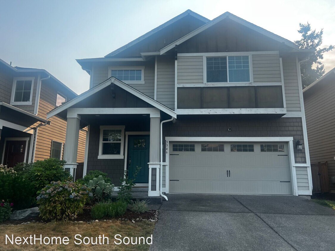 Foto principal - 4 br, 2.5 bath House - 3346 Nova Street NE