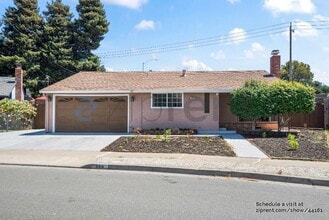 Building Photo - 666 Bluefield Ln