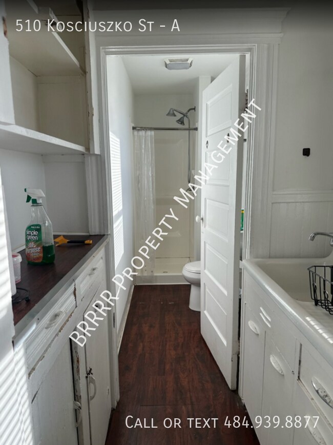 Building Photo - 510 Kosciuszko St