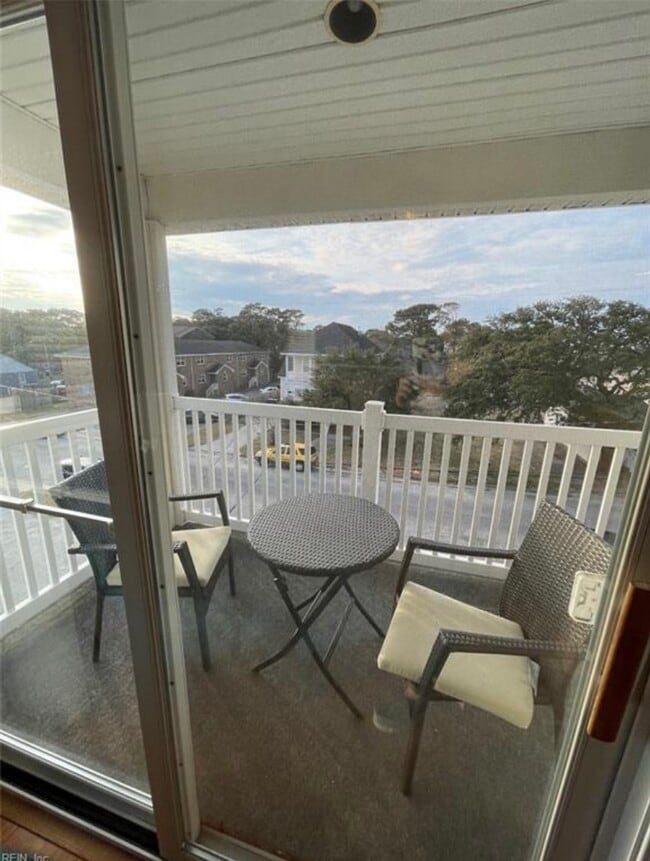 Foto del edificio - 9630 13th Bay St