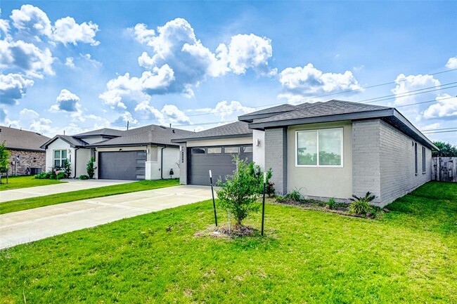 Foto del edificio - 7230-7230 Telford Holw Trl