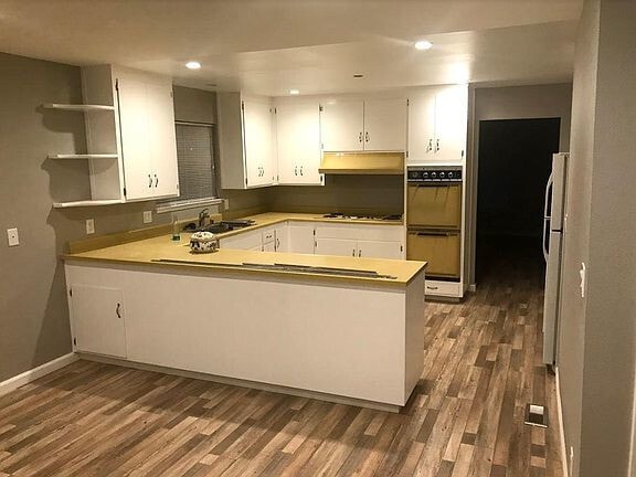 Foto del edificio - 1600 Main Street