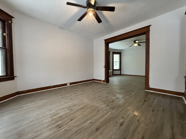 Building Photo - 34 Besch Ave