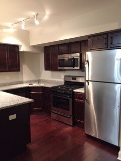 Foto del edificio - 5806 N Kenmore Ave
