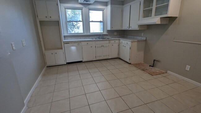 Foto del edificio - 4239 Lewis Ave