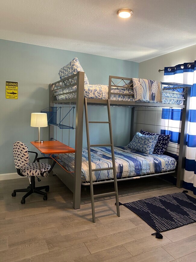 Bedroom - 190 Seminole Ln