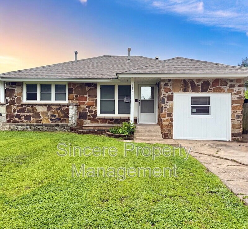 Foto principal - 220 E Key Blvd