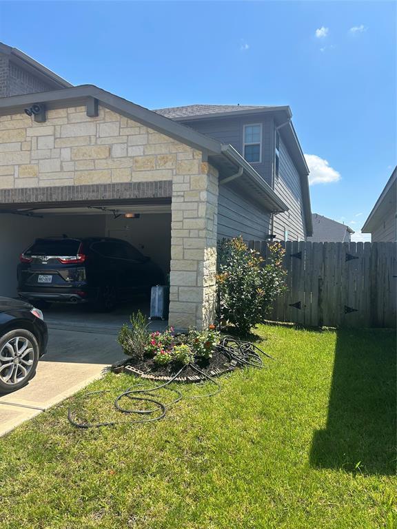 Building Photo - 8007 Pinebrook Arbor Ct