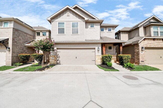 Building Photo - 1917 Barrel Oak Dr