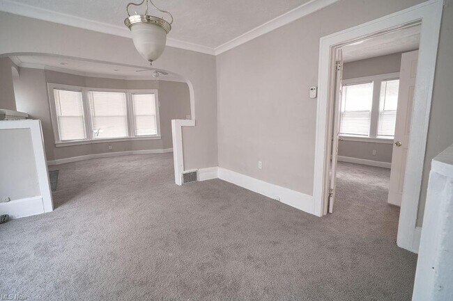 Foto del edificio - 3652 E 151st St