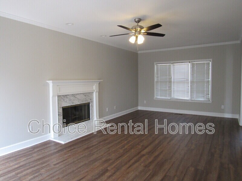 Primary Photo - 1843 Russet Woods Ln