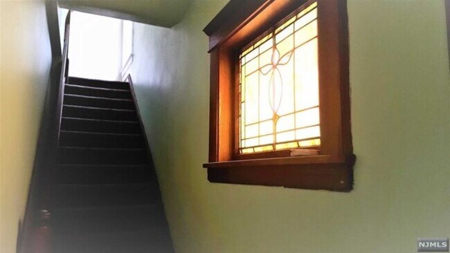 Foto del edificio - 135 Beechwood Ave