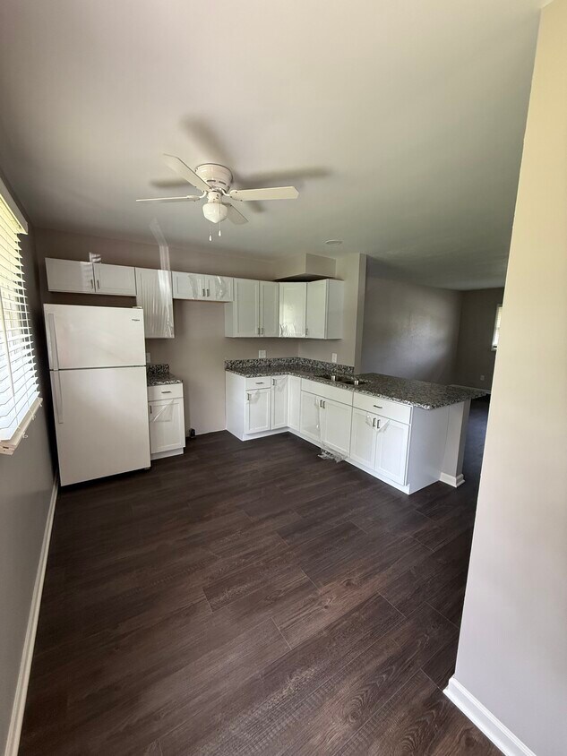 Foto principal - 13930 Marybrook Dr