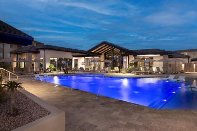 Building Photo - Encantada Gladden Farms