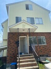 Building Photo - 167 College Ave