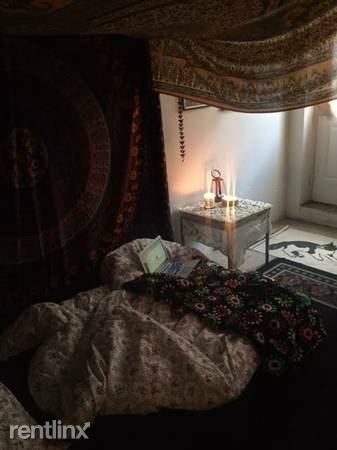 Building Photo - 459 Keap St