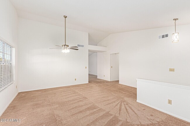 Building Photo - 16407 S 44th St