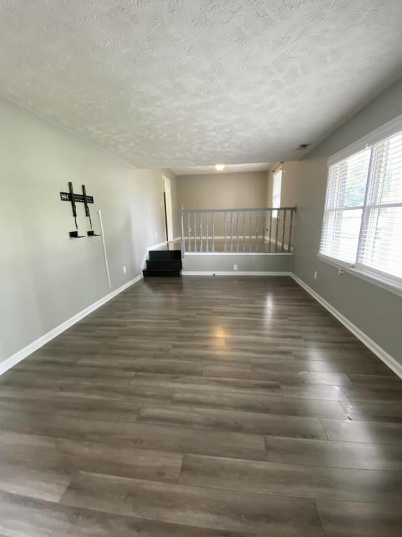 Foto del edificio - 5821 Conservation Ct
