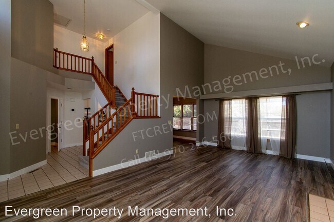 Foto del edificio - 4 br, 4 bath House - 2718 Antelope Rd