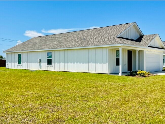 Building Photo - Furlong 1