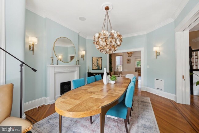 Foto del edificio - 1854 3rd St NW