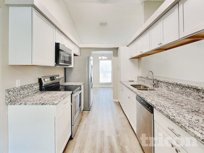 Building Photo - 4518 Saddle Creek Pl