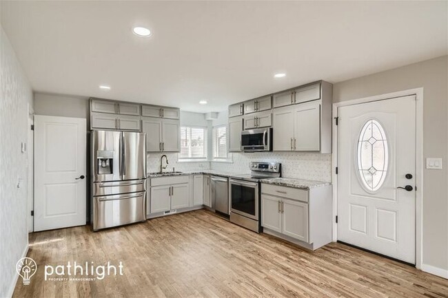 Building Photo - 810 S Sheridan Boulevard, Denver, CO, 80226