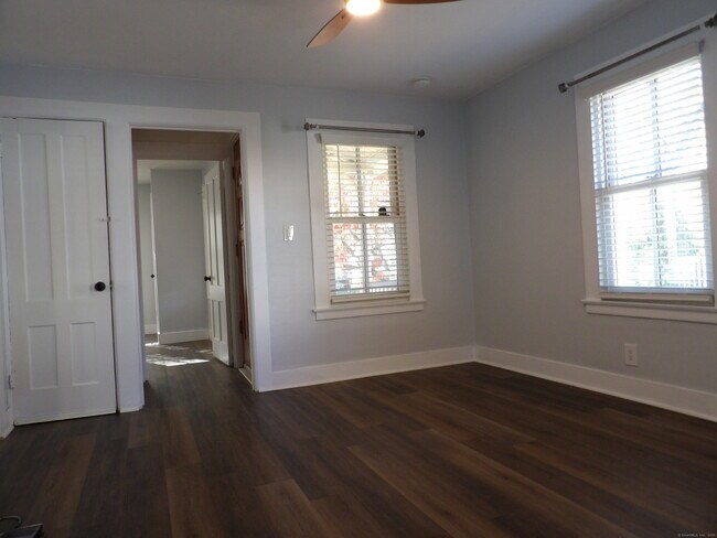 Building Photo - 32 Wells Ave