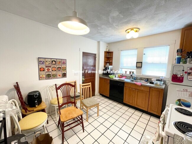 Foto del edificio - 230 S Huntington Ave