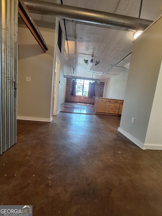Foto del edificio - 172 Haynes St SW